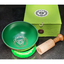 Load image into Gallery viewer, Beginners Chakra Singing Bowl Set in Box - Meditation kit Yoga Reiki Chakra Healing Sound Bowls - sevenzings
