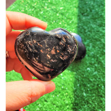 Load image into Gallery viewer, Black Tourmaline Heart Crystal Gemstone Palm Stone Large Heart Reiki Energy Infused Healing Crystals Stone Protection Stones Sevenzings
