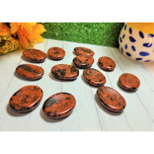 Load image into Gallery viewer, Worry Stone Palm Stone Thumb Stone Mahogany Obsidian Reiki Energy Booster Healing Crystals Pocket Soothing Protection Stone Sevenzings