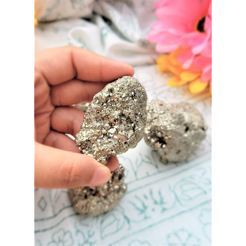 Pyrite Clusters Palm Stone Crystals Pocket Stone Protection Crystals for Prosperity Success Wealth Pyrite Raw Crystals - sevenzings
