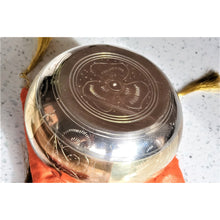 Load image into Gallery viewer, Silver Om Tibetan Singing Bowls Meditation Yoga Healing Sound Therapy Bowl - OM &amp; Motifs Engraved Self Care