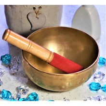 Load image into Gallery viewer, Authentic Tibetan Hand Beaten Singing Bowl Set - sevenzings
