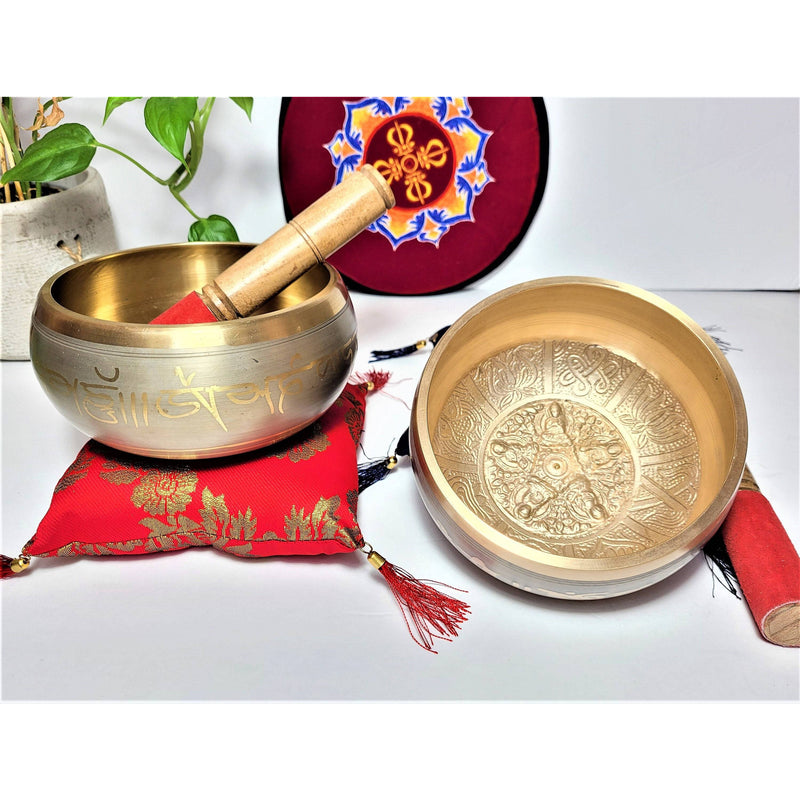 Grey Tibetan Mantra Singing Bowl with Engraved Buddha & Motifs - sevenzings