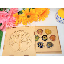 Load image into Gallery viewer, Healing Chakra Stones Set Box 7 Chakra Stone Gift Box Meditation Mindfulness Healing Crystal 7 Chakra Engraved stone - sevenzings