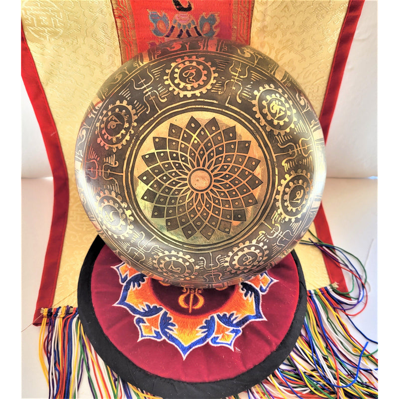 9" Hand made Tibetan Singing Bowl with Hand Etched Tara Mantras Deep Vibrations Sounds Meditation Mindfulness Yoga Sound Bath Sound Bowl - sevenzings